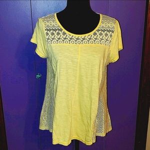 Chicos Size 1 / 1X Yellow Top With Lace Back